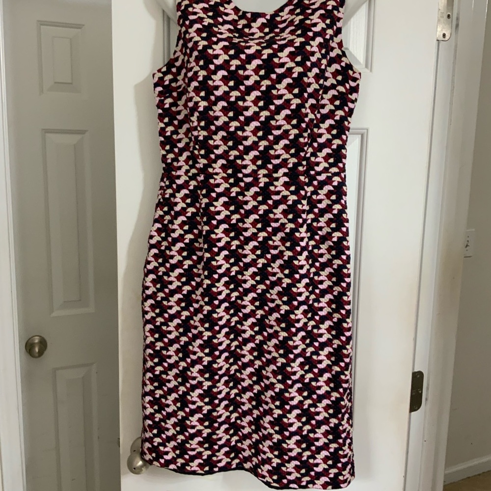 Red and White Sleeveless Sheath Dress for Work